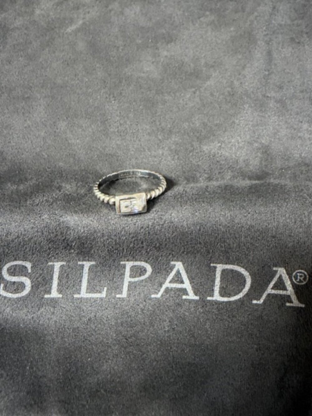 Silpada Retired "Belle Fleur" Baguette CZ Twisted Rope Ring R2903 Size 7